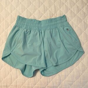 Lululemon Track That Shorts - Size 6
